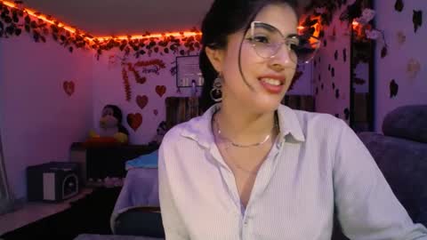 Snapshot of azaaharziz chatting on 03/03/25, 02:48 Azahar online show from 03/03/25, 02:48
