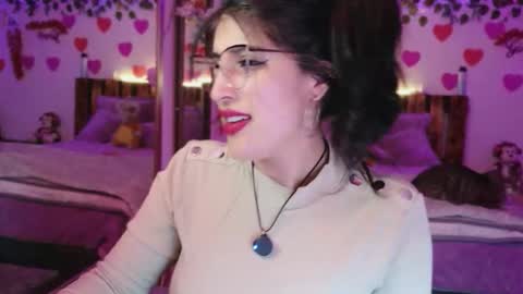 Snapshot of azaharnoor chatting on 03/21/26, 02:05 Azahar online show from 03/21/26, 02:05