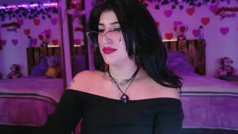 Snapshot of azaharnoor chatting on 04/19/26, 09:28 Azahar online show from 04/19/26, 09:28