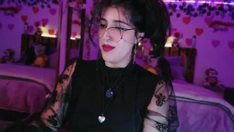 Snapshot of azaharnoor chatting on 04/24/26, 12:13 Azahar online show from 04/24/26, 12:13