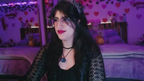 Snapshot of azaharnoor chatting on 04/30/26, 12:17 Azahar online show from 04/30/26, 12:17