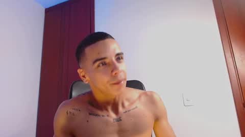 Snapshot of azakmyers chatting on 03/21/26, 06:55 Azak online show from 03/21/26, 06:55