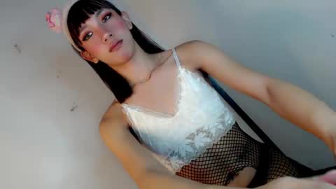 Snapshot of azalea_cum69 chatting on 02/18/25, 10:16 azalea_cum69 online show from 02/18/25, 10:16