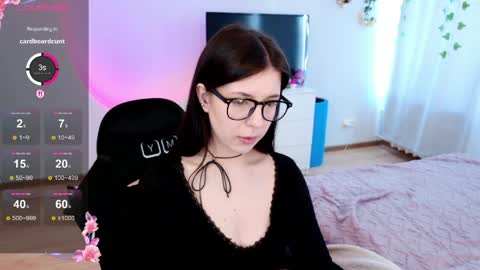 Snapshot of azaliya_haze chatting on 03/27/26, 08:26 Azaliya online show from 03/27/26, 08:26