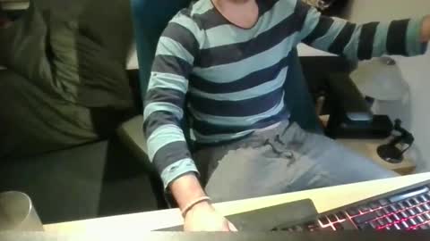 Snapshot of azdert2100 chatting on 02/23/26, 08:17 azdert online show from 02/23/26, 08:17