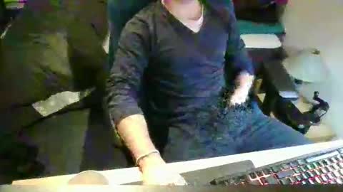 Snapshot of azdert2100 chatting on 03/03/26, 01:56 azdert online show from 03/03/26, 01:56