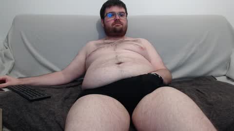 Snapshot of azer912 chatting on 01/03/25, 08:32 Azer online show from 01/03/25, 08:32