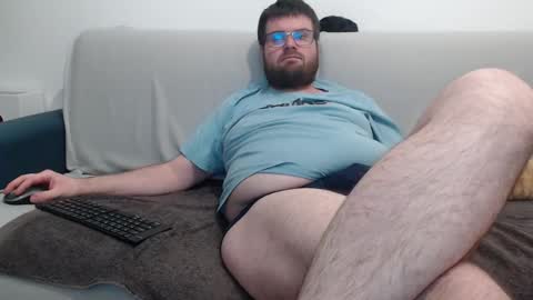 Snapshot of azer912 chatting on 01/31/26, 09:24 Azer online show from 01/31/26, 09:24