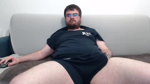 Snapshot of azer912 chatting on 02/20/26, 10:10 Azer online show from 02/20/26, 10:10