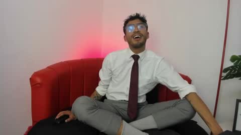 Snapshot of aziel_jenner chatting on 04/15/26, 04:52 Aziel online show from 04/15/26, 04:52