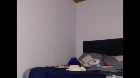 Snapshot of azulluna chatting on 06/01/26, 05:36 azulluna online show from 06/01/26, 05:36
