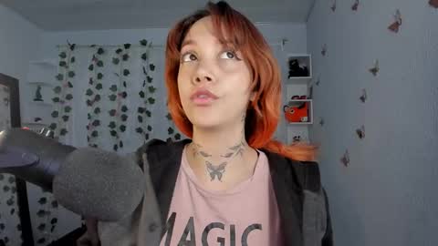 azumi saan online show from 09/17/25, 02:24