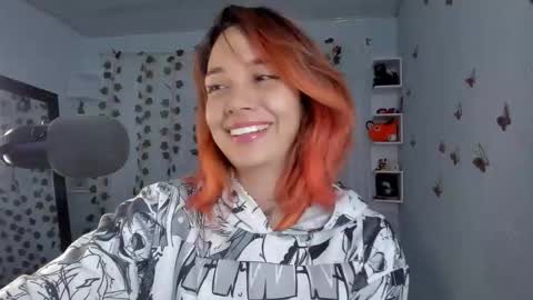 azumi saan online show from 10/12/25, 01:59