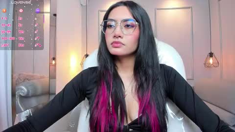 Azura online show from 10/27/25, 07:18