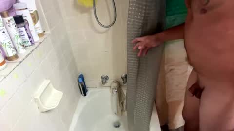 Snapshot of b00tyh0l3l0vin69 chatting on 12/02/25, 10:38 Htwnswangngape online show from 12/02/25, 10:38