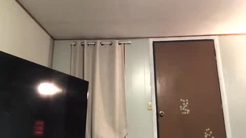 Snapshot of b00tyh0l3l0vin69 chatting on 01/16/26, 04:27 Htwnswangngape online show from 01/16/26, 04:27