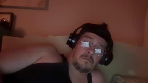 Snapshot of b1gd1k290013 chatting on 03/26/26, 03:23 b1gd1k290013 online show from 03/26/26, 03:23