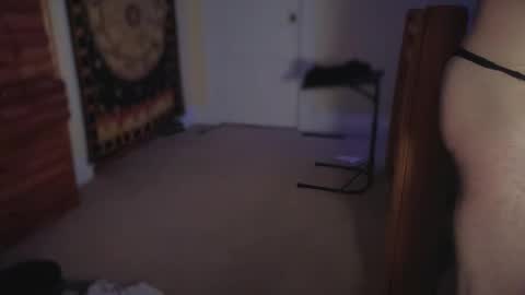 bry online show from 09/28/25, 06:41