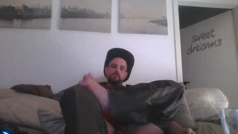 B A M B I online show from 10/17/25, 09:01