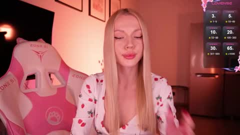 Bonnie  online show from 09/22/25, 12:29