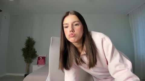 Monica online show from 10/24/25, 12:52