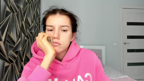 Monica online show from 05/05/26, 03:14
