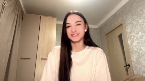 Snapshot of babarastudier chatting on 04/03/26, 05:22 Mary online show from 04/03/26, 05:22