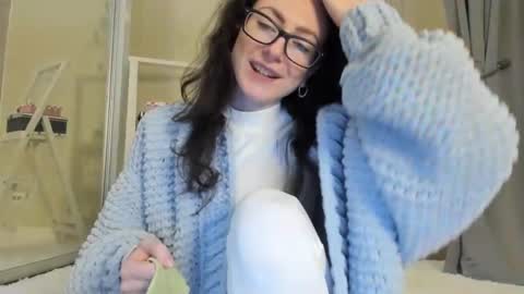 babby_jewel online show from 02/21/25, 11:11