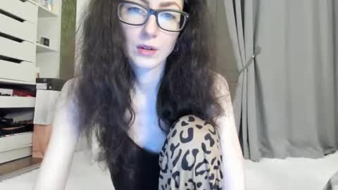 babby_jewel online show from 10/24/25, 10:22