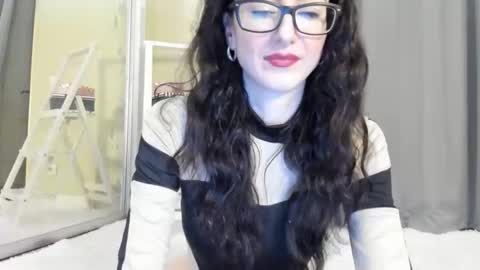 babby_jewel online show from 10/25/25, 10:12