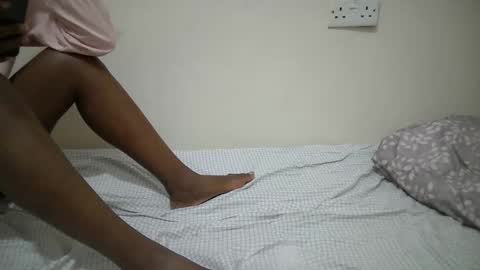 Shee online show from 12/02/25, 06:30