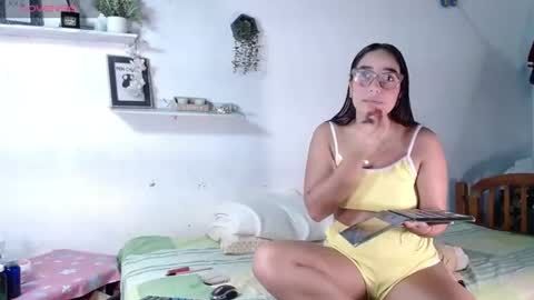 Snapshot of babby_swet chatting on 07/19/26, 01:15 babby_swet online show from 07/19/26, 01:15