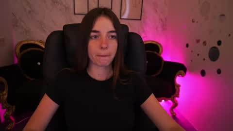 Babe online show from 06/18/26, 09:14