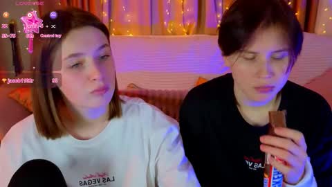 Snapshot of babees_eva chatting on 12/19/25, 11:50 Sweety Eva online show from 12/19/25, 11:50