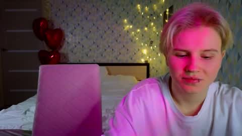 Snapshot of babees_eva chatting on 02/09/26, 10:58 Sweety Eva online show from 02/09/26, 10:58