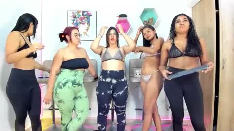 Snapshot of baby5hot chatting on 02/12/25, 11:18 hotgirls online show from 02/12/25, 11:18