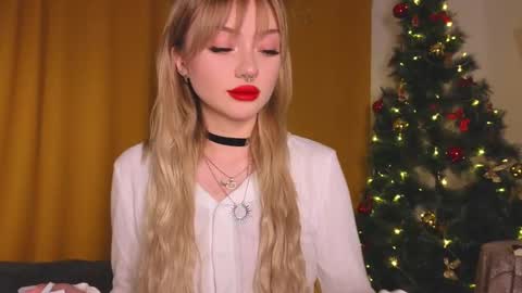 Snapshot of baby_adele chatting on 01/03/25, 08:22 bb adele online show from 01/03/25, 08:22