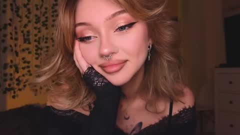 Snapshot of baby_adele chatting on 01/30/25, 06:00 bb adele online show from 01/30/25, 06:00