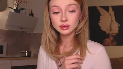 Snapshot of baby_adele chatting on 03/12/25, 06:44 bb adele online show from 03/12/25, 06:44