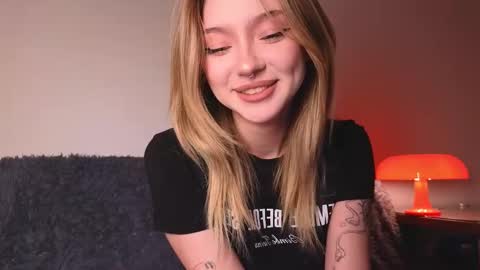 Snapshot of baby_adele chatting on 09/09/25, 05:01 bb adele online show from 09/09/25, 05:01