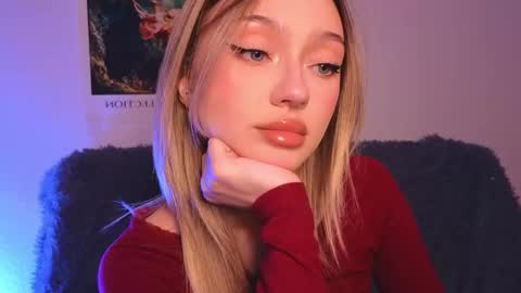 Snapshot of baby_adele chatting on 09/23/25, 06:22 bb adele online show from 09/23/25, 06:22