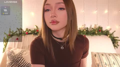 Snapshot of baby_adele chatting on 12/19/25, 03:30 bb adele online show from 12/19/25, 03:30