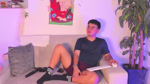 Anngel online show from 11/28/25, 10:12