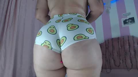 Snapshot of baby_candy22 chatting on 12/19/25, 11:06 zaleya online show from 12/19/25, 11:06