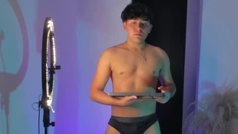 Snapshot of baby_cortesxxx chatting on 06/07/26, 03:32 David Cortes online show from 06/07/26, 03:32