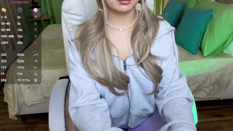 Debora online show from 02/20/25, 06:46