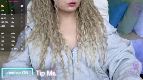 Debora online show from 02/27/25, 08:09