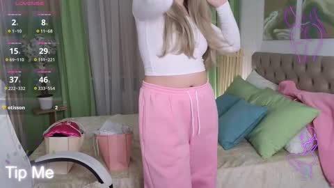 Debora online show from 03/12/25, 01:14