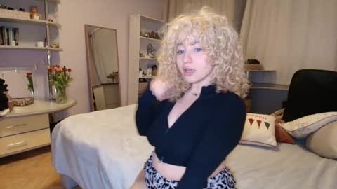 Snapshot of baby_doll91 chatting on 03/24/26, 05:40 Babby Doll online show from 03/24/26, 05:40