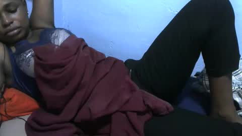 baby_fayyan online show from 12/18/25, 05:24